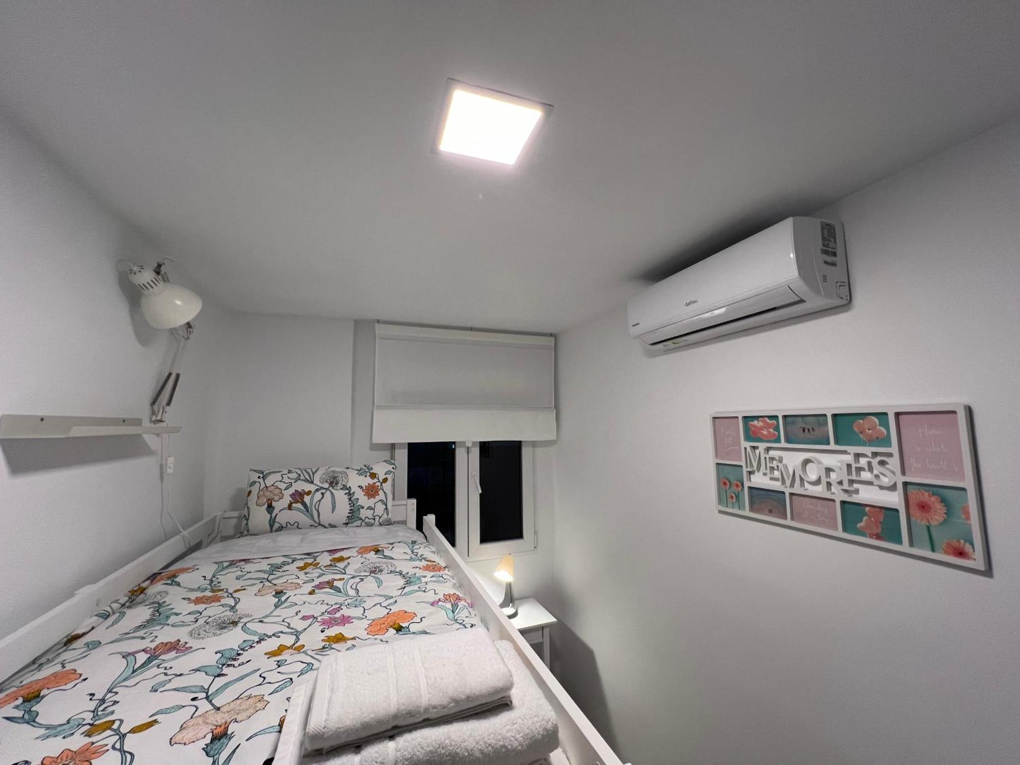 Nuestro Rincon Del Centro Historico Especial Grupos Terraza Parking Gratis 02 Appartement Málaga Buitenkant foto