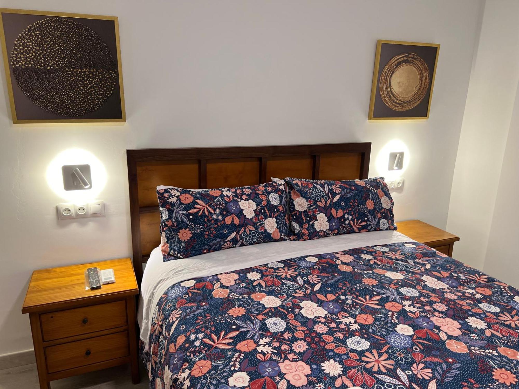 Nuestro Rincon Del Centro Historico Especial Grupos Terraza Parking Gratis 02 Appartement Málaga Buitenkant foto